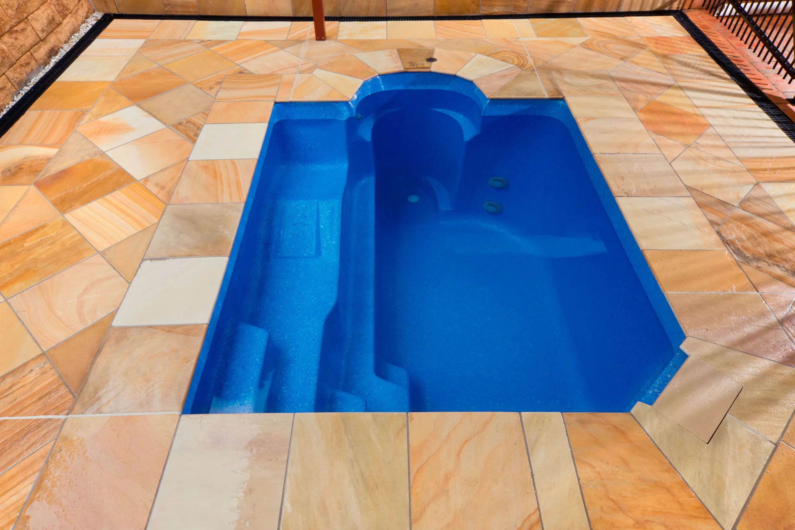 The Hydro Plunge fibreglass pool