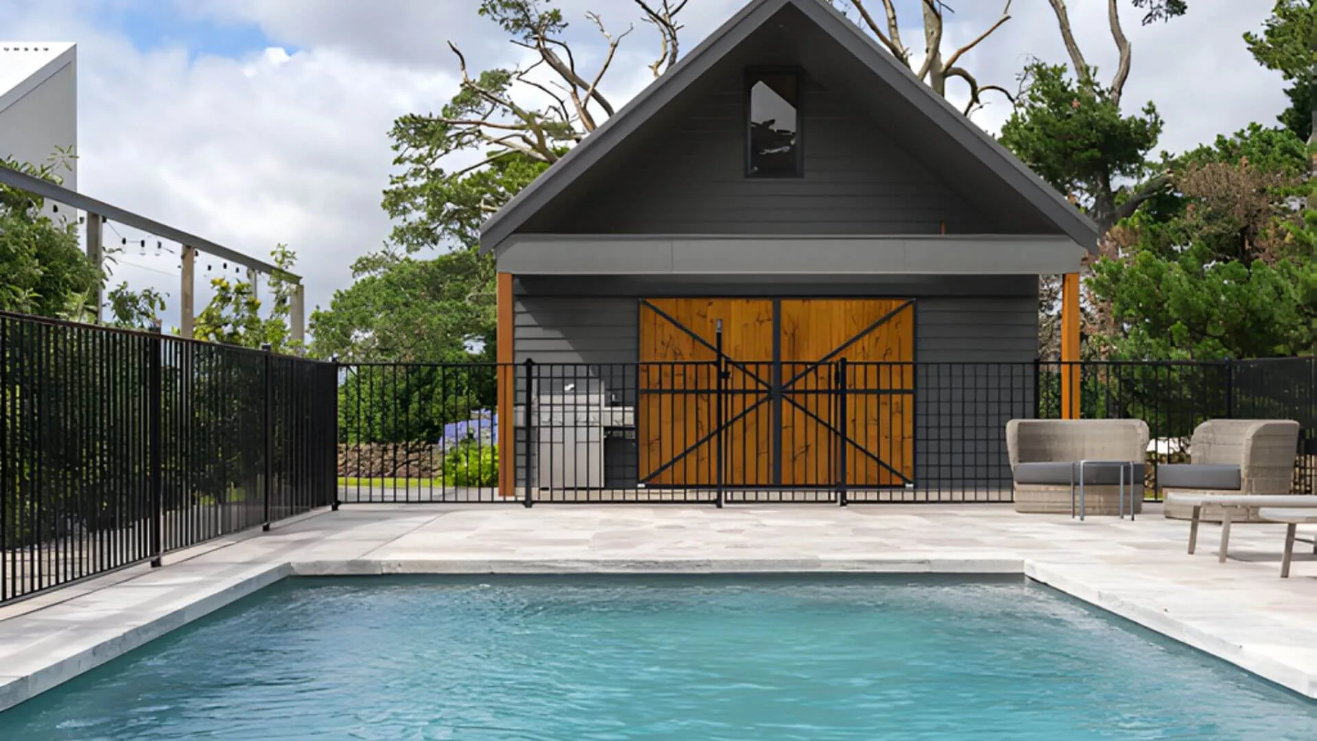 How to Maintain Your Fibreglass Pool Year-Round in Brisbane’s Climate