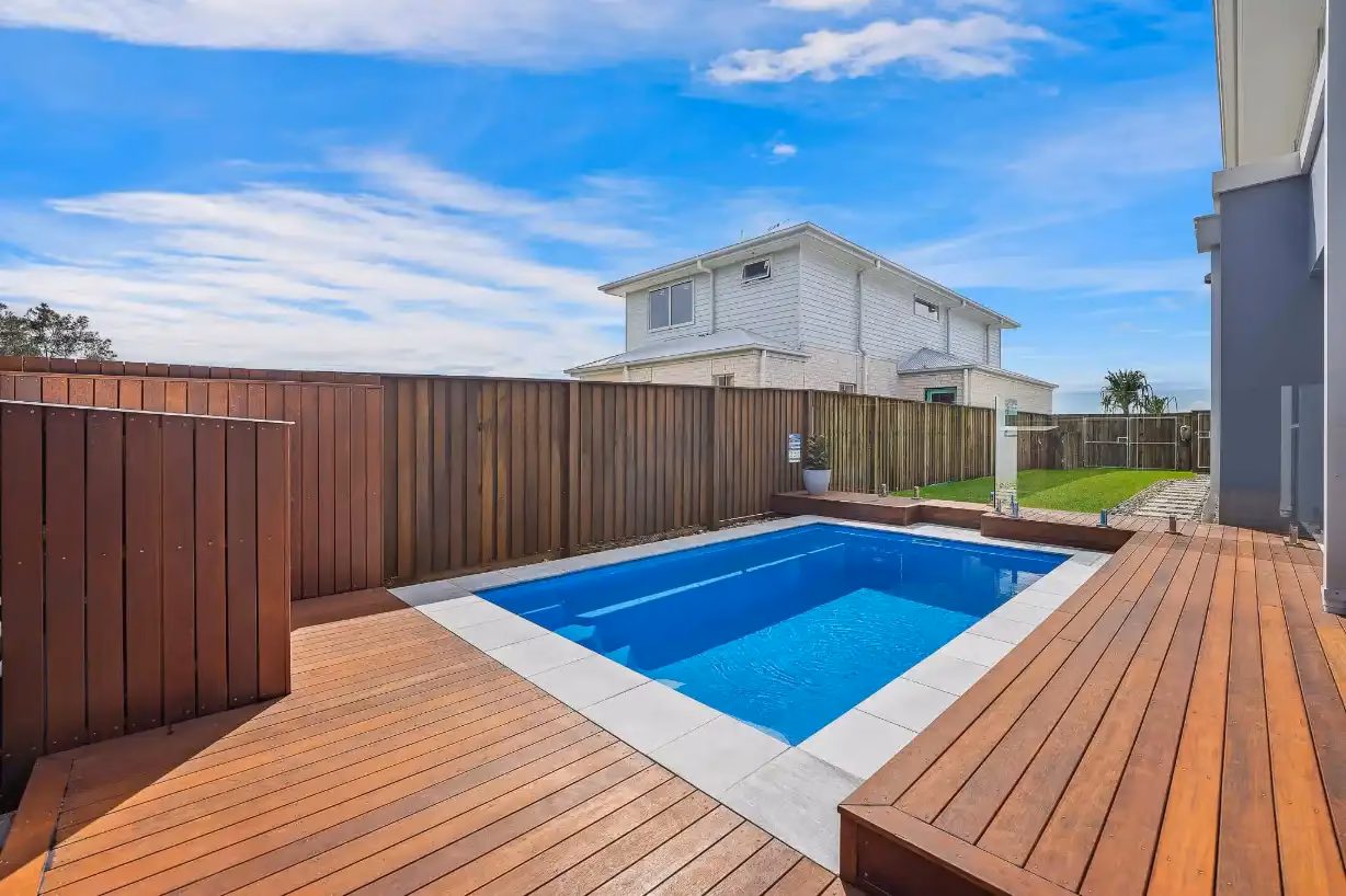 Modern pool design