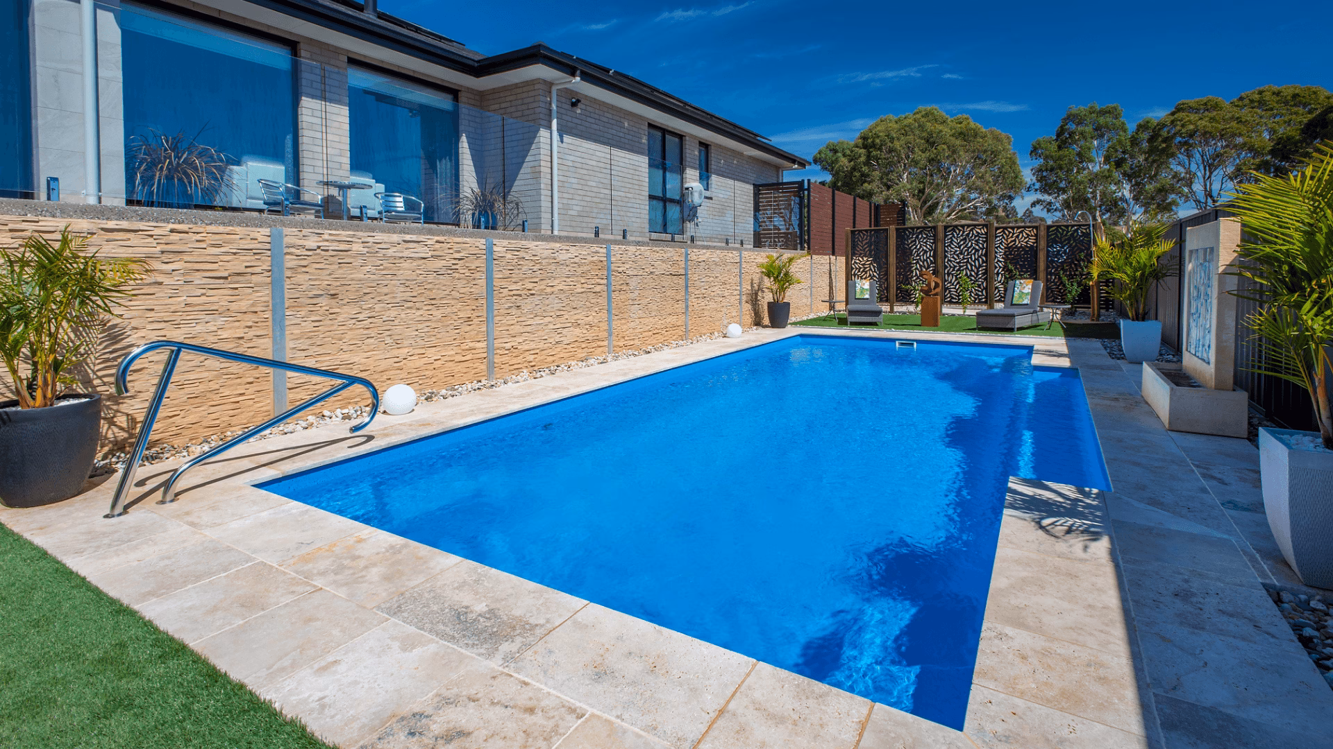 Modern family pool