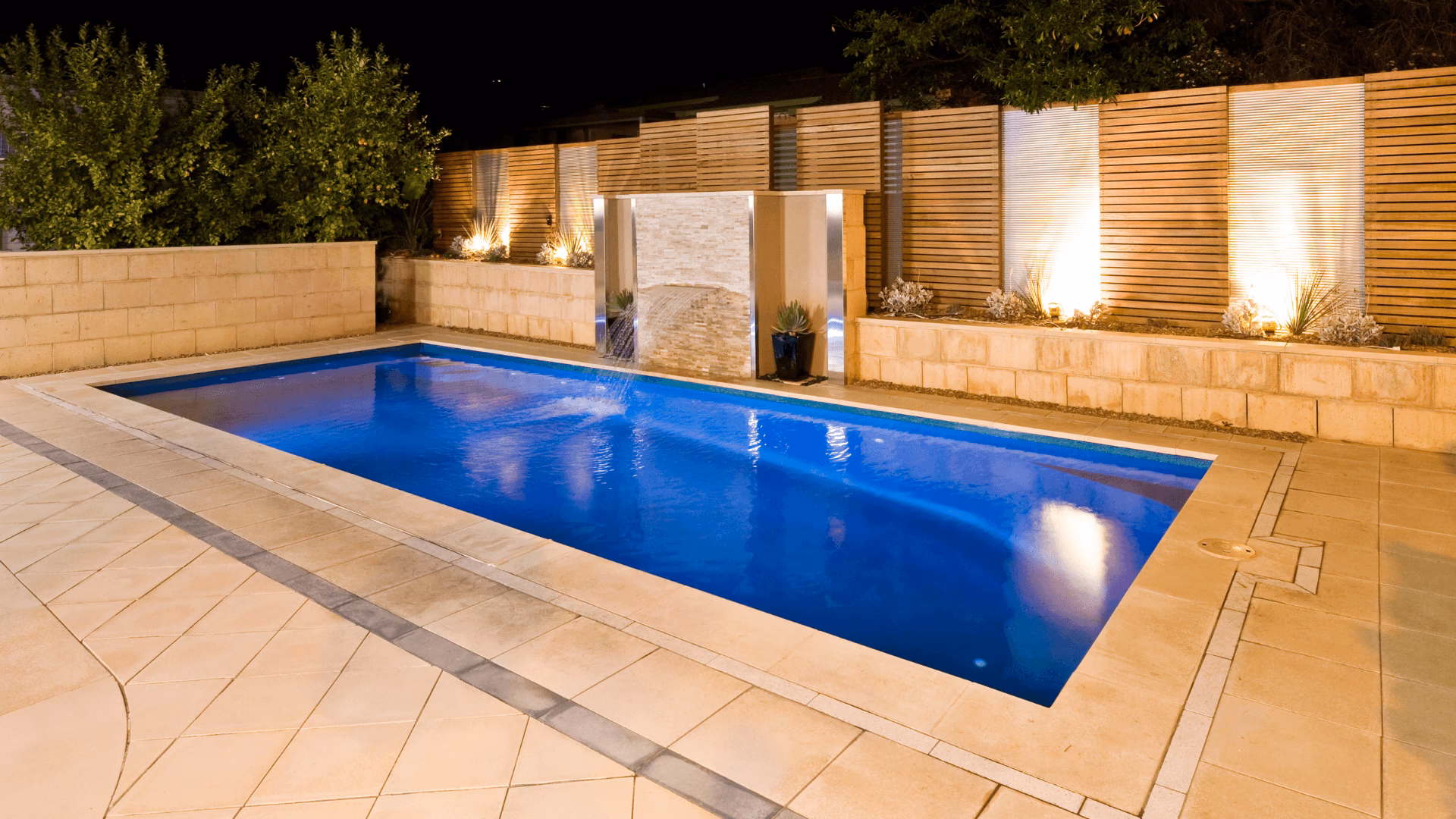 Modern backyard pool